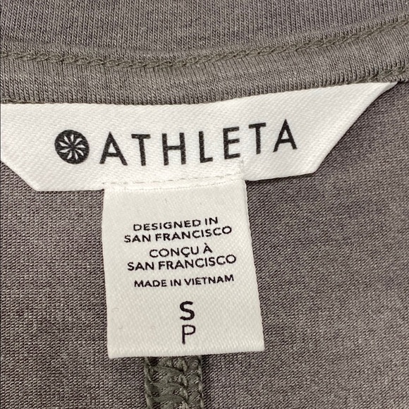 Athleta Gray Fitted Short Sleeve Tee - Picture 4 of 6